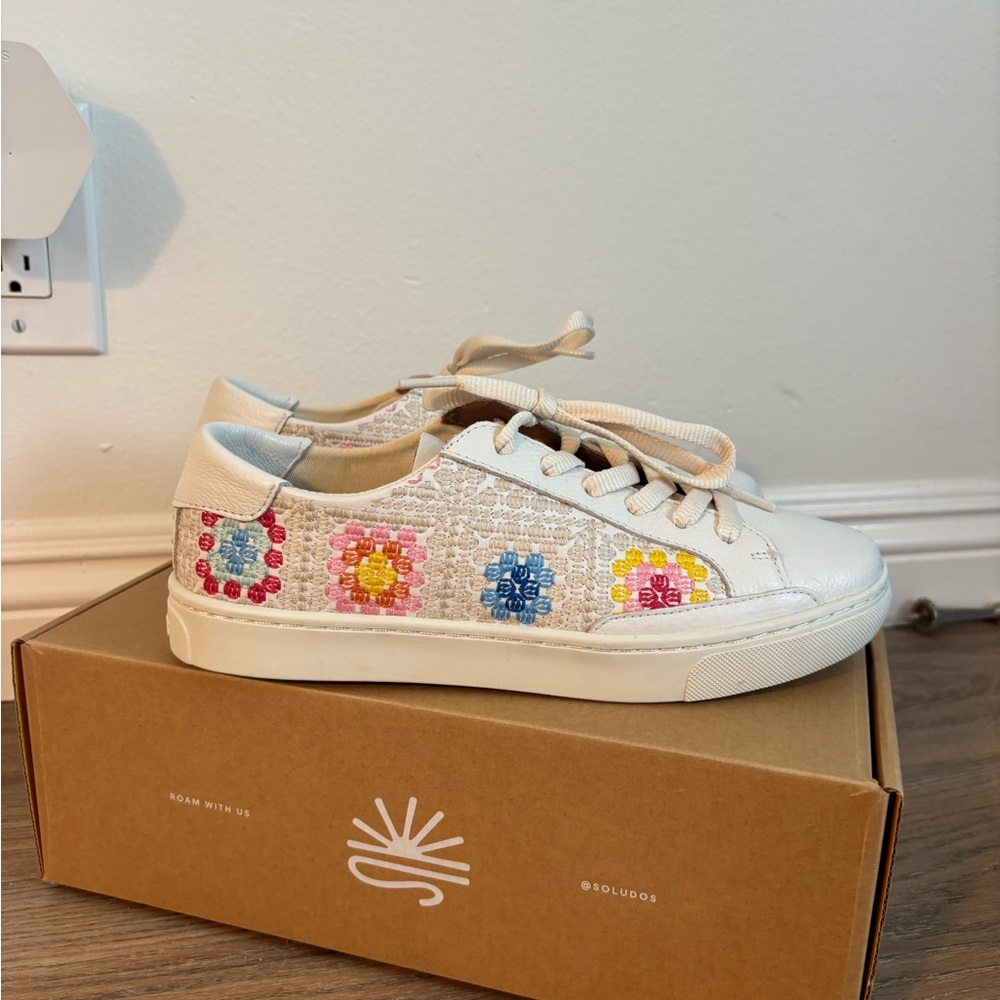 Soludos crochet square sneakers